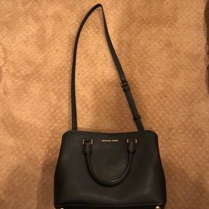 Black Micheal Kors purse